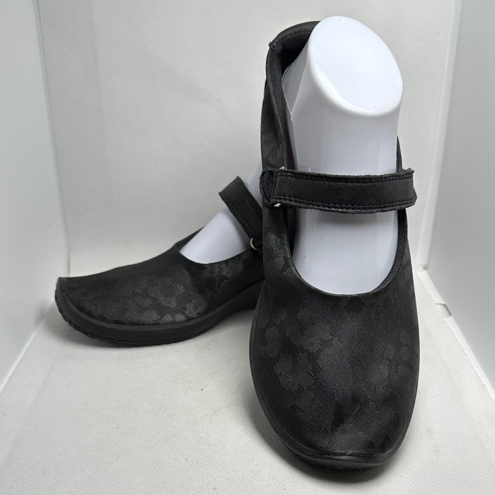 Arcopedico Black Leopard Print Mary Jane Comfort Shoes w Strap – Size 41